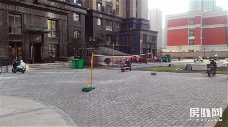 教育小区二手房买房,悦美国际和万科城润园哪个好