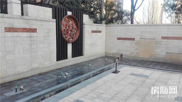 教育小区二手房买房,悦美国际和万科城润园哪个好