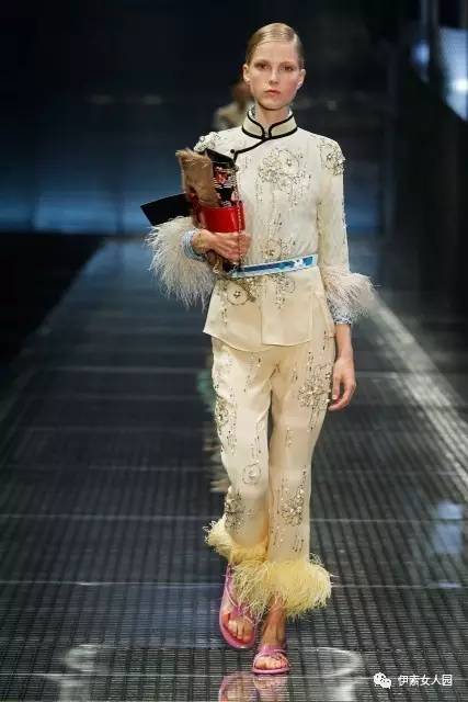 普拉达prada时装秀采访,2019普拉达prada秋冬时装周