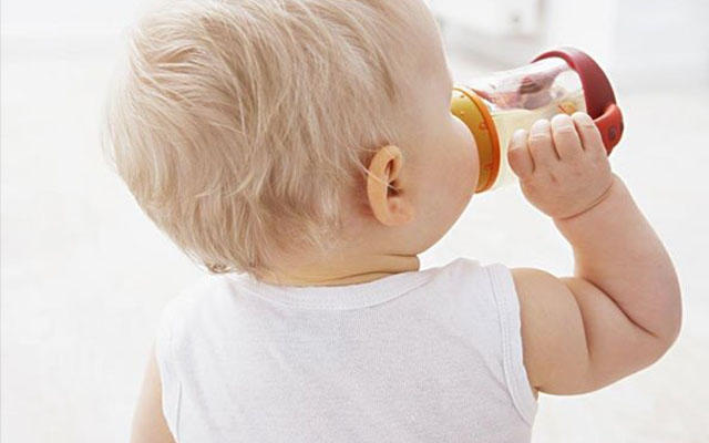 三岁孩子有浅表性胃炎怎么办,小孩有慢性胃炎可以自愈的吗