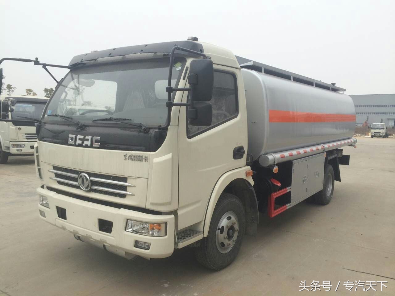 加油车不上路需要什么证,非危化品油罐车