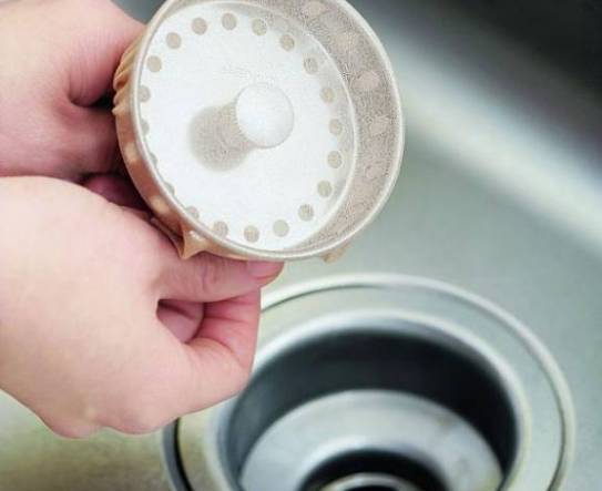 笤帚扫地粘头发怎么解决,扫地扫把缠头发怎么办