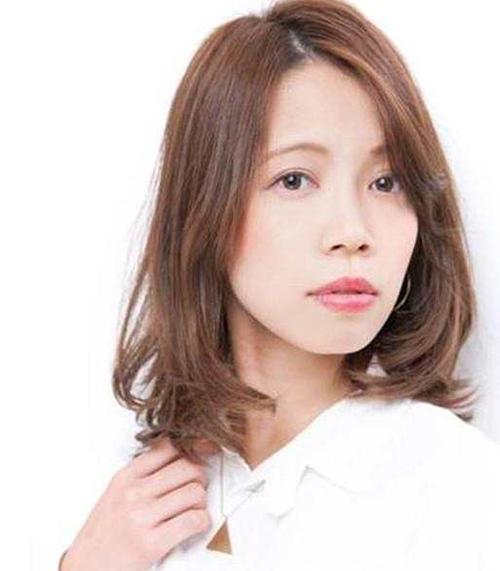 新年自己烫个头发,新年自己弄发型