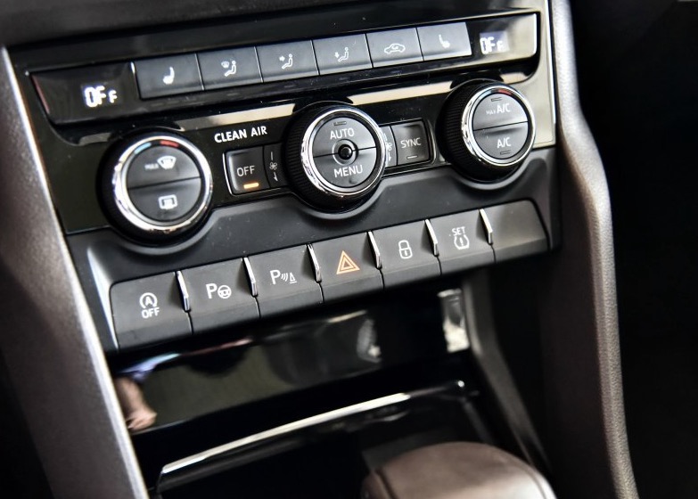 斯柯达速派20221.4t测评,skodakodiaqrs国内