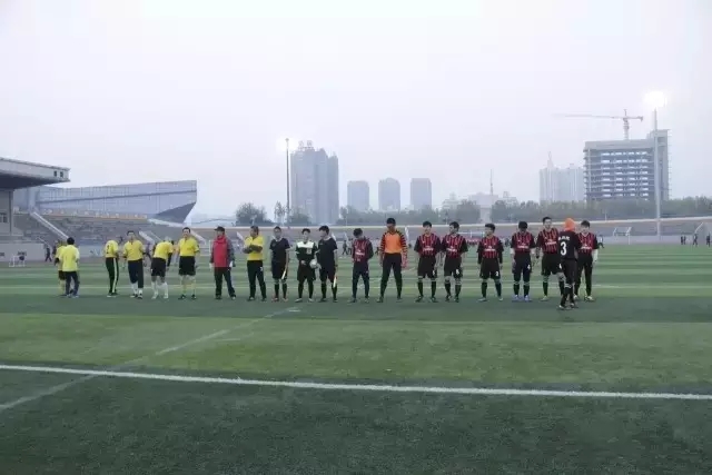 足球眼泪名场面,足球眼泪歌曲