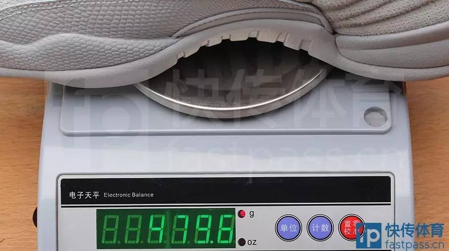 aj12low黑橙拆解,aj12沉浸式开箱鞋