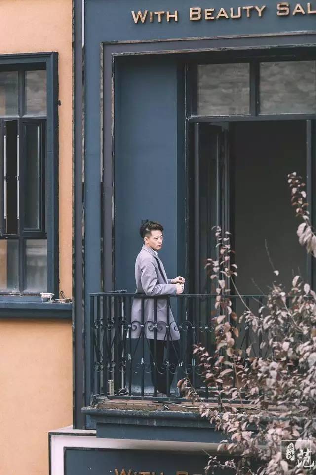 任性！长沙这个95后小鲜肉明明可拼颜值，他却偏创业做服装私定