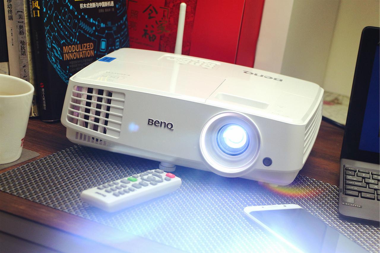 明基投影机e560,明基e560投影机没遥控器使用方法