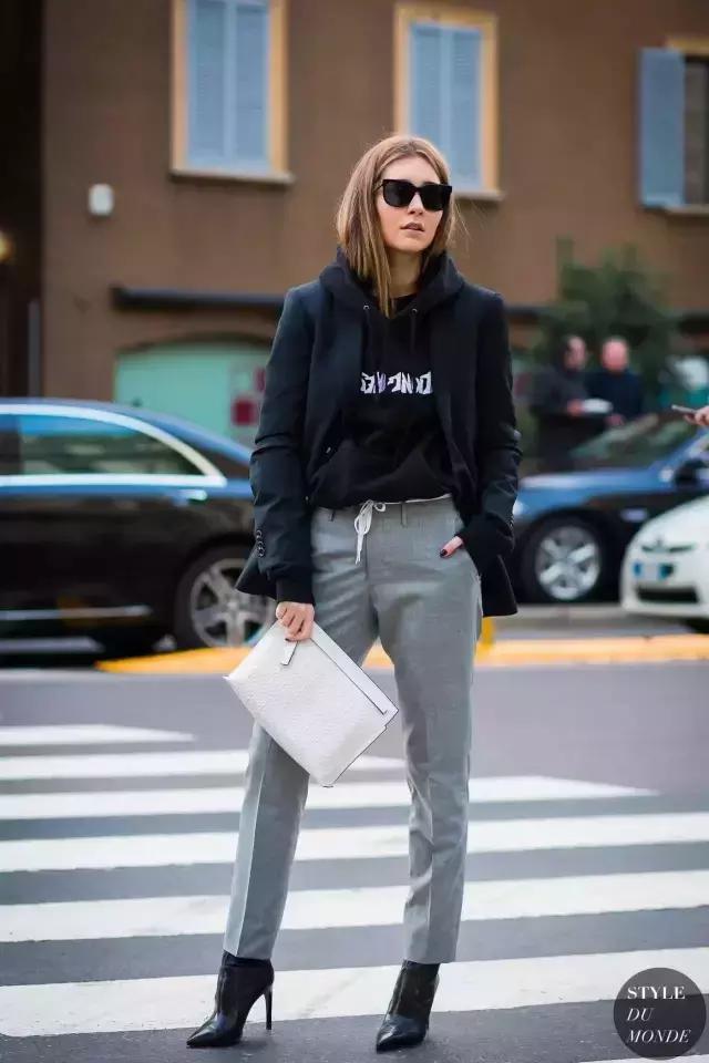 卫衣乱穿姿势,卫衣颠倒