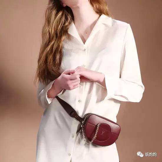 情人节买包包给女朋友,情人节买包子送包视频