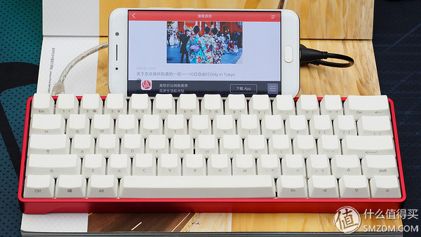 vivoxplay6内外屏是一体的吗,vivoxplay6曲面屏参数