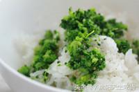 西兰花藜麦饭团,橄榄油西兰花汁