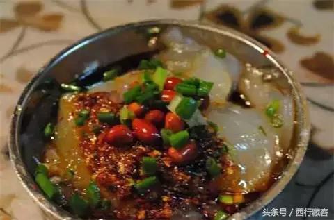 藏族人的藏餐吃什么,西藏人喜欢吃什么美食