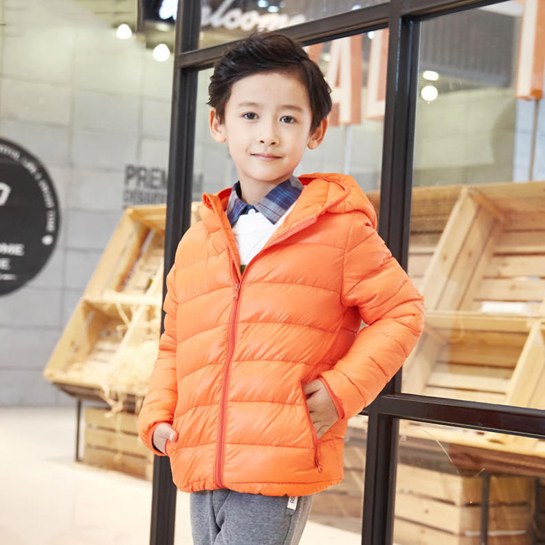 特价童装羽绒服反季清仓大牌,双11特价薄款羽绒服