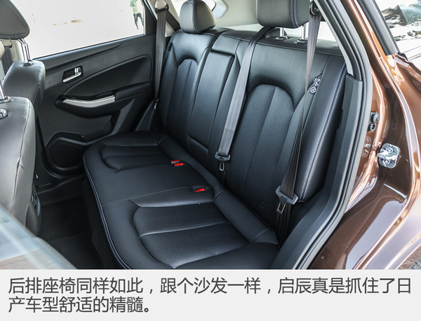 suv绕4个桩技巧,suv过弯不如轿车吗