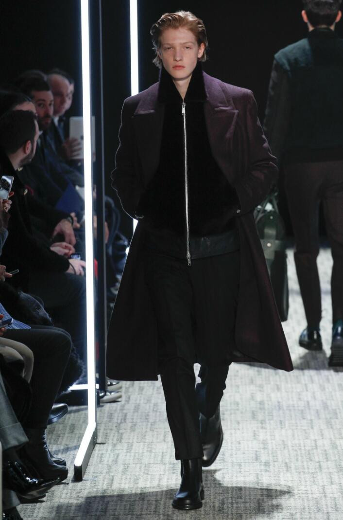 秋冬简约男装,秋冬男装流行款式