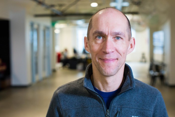 那个「发明」了谷歌街景的地图大牛，被Uber的死对头挖走了