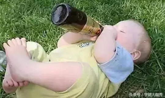 饮酒危害大，宝宝饮酒会有什么样的危害