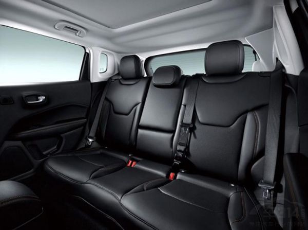 让情怀落地的人,jeep指南者情怀