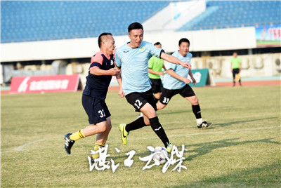 湛江足球成人培训机构,湛江体校足球教练