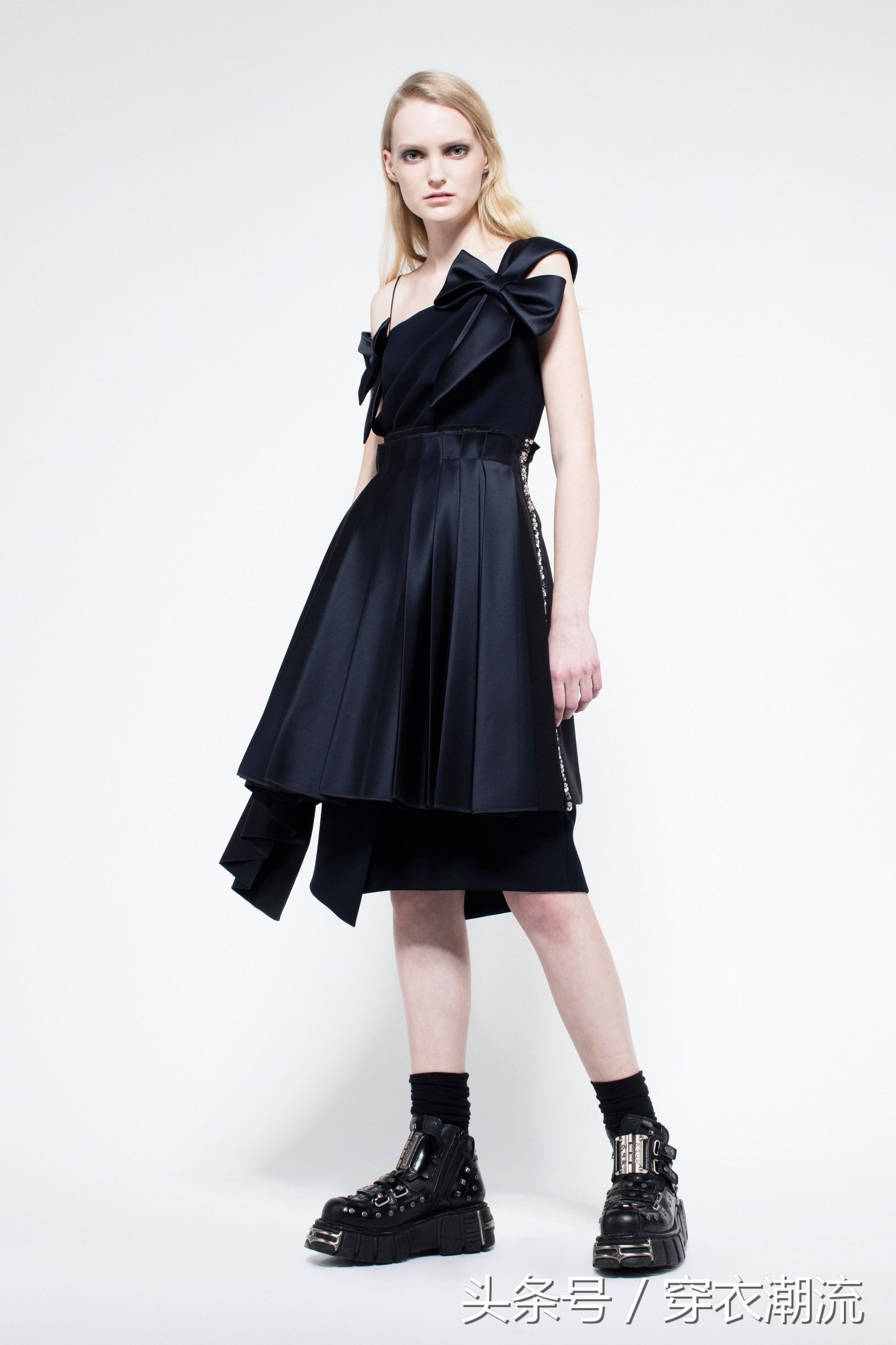 dicekayek大衣,dicekayek多少钱