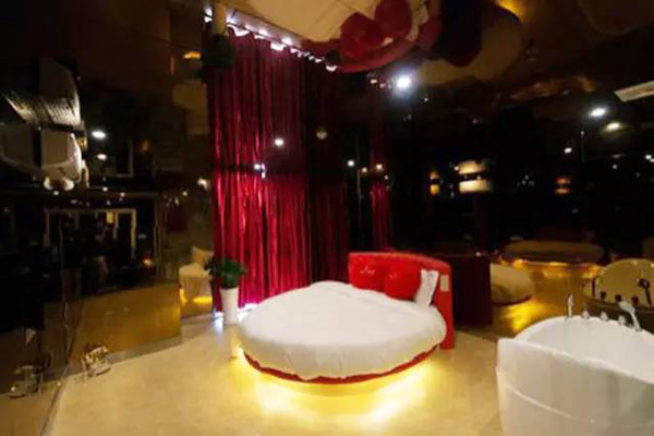 重庆情侣江景酒店推荐高性价比,重庆主城情侣主题酒店团购