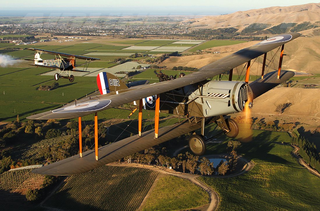 战斗机打中型客机,战斗机打轰炸机