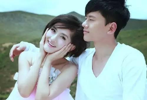 南充到云南拍婚纱照预计要多少钱,春天云南拍婚纱照的地方