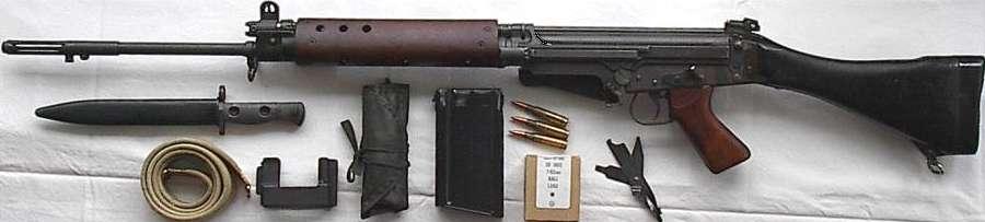 fal和akm哪个子弹威力大,最好的7.62步枪fal