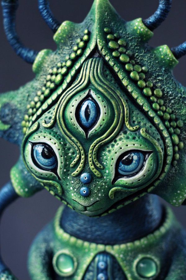 这些怪脸娃娃似乎拥有某种神奇的魔力!你感受到了吗?