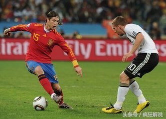 足球场上的让人叹为观止的技巧,最新的足球运球过人教学