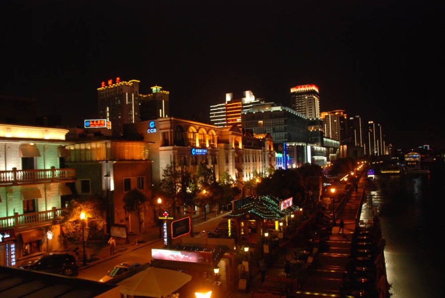 去宁波游玩,到宁波有什么特色的景点