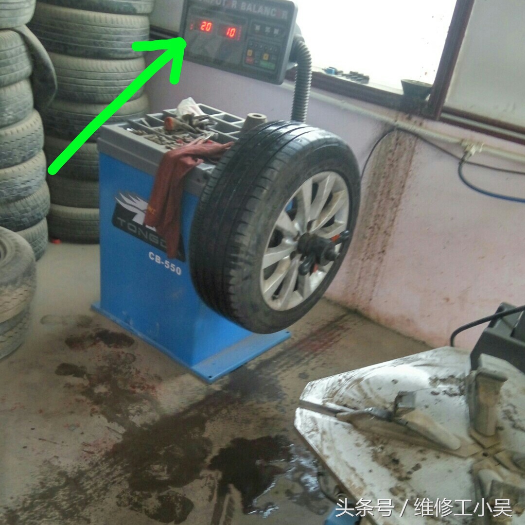 奥迪前轮胎气压不足,奥迪车主的苦恼