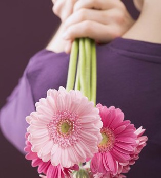 春天皮肤病有哪些种类很痒,春天皮肤痒越挠越痒怎么回事