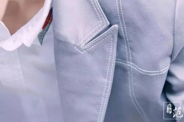 任性！长沙这个95后小鲜肉明明可拼颜值，他却偏创业做服装私定