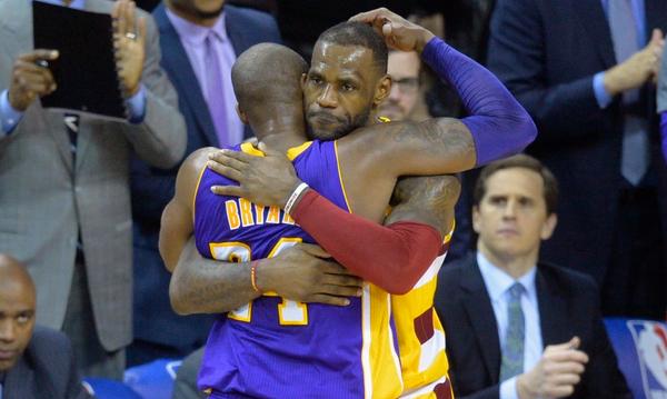 科比和詹姆斯全明星防守,科比詹姆斯对抗