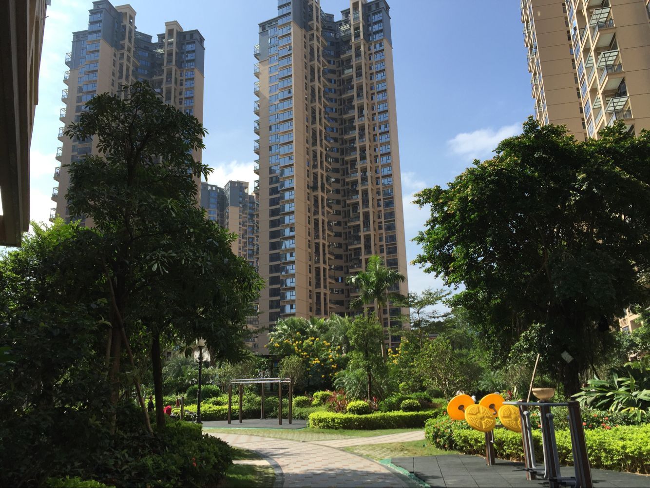 深圳横岗信义御城豪园69平,横岗信义御城豪园二区