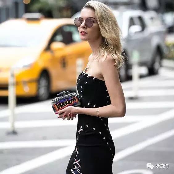 情人节买包包给女朋友,情人节买包子送包视频