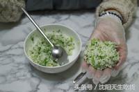 西兰花藜麦饭团,橄榄油西兰花汁