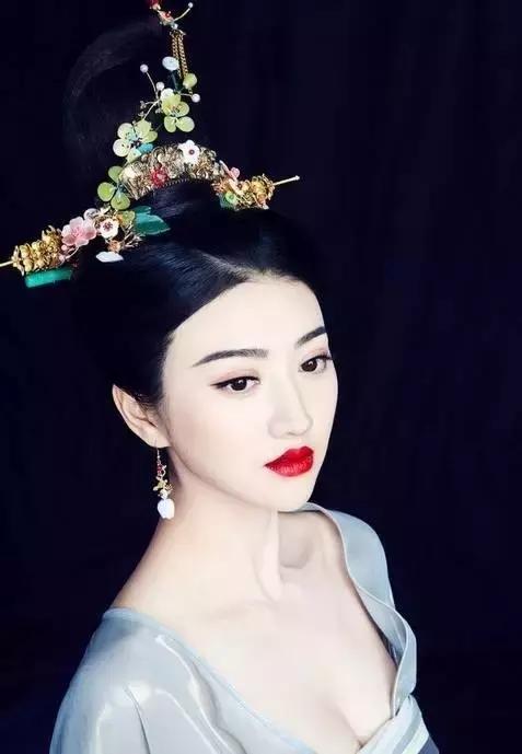 景甜代言迪奥的口红,景甜的口红色号