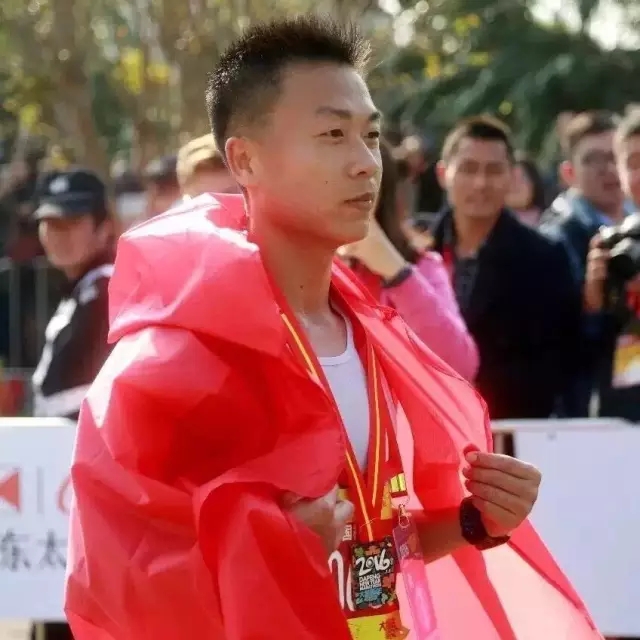 敢超自己-广马“过江龙”斯国松|广马五周年