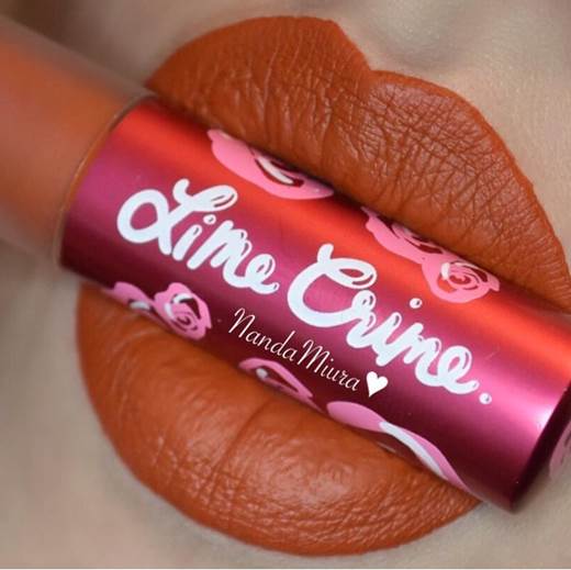 土色风潮的进阶版！2017由一深一浅南瓜色称霸欧美彩妆界