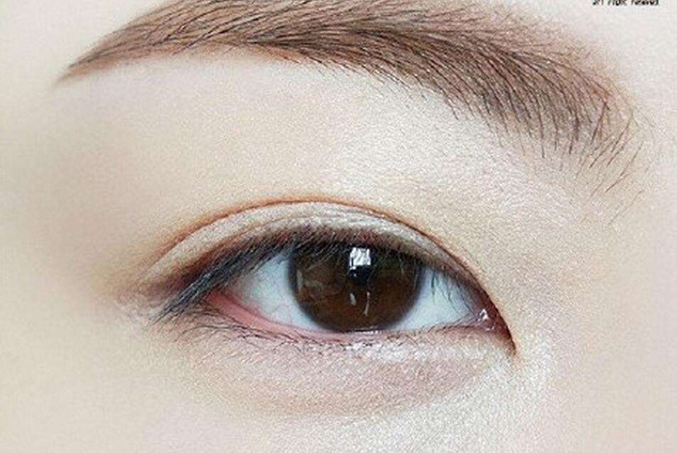 化眼妆画出来好脏啊怎么办,化红血丝眼妆