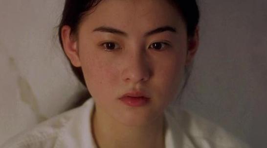 看年轻时候的张柏芝简直就是被上帝吻过的孩子,现在呢?!