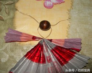 过年糖纸手工,幼儿园糖纸手工制作