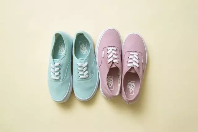 运动鞋今年流行颜色,今年最流行的运动鞋颜色