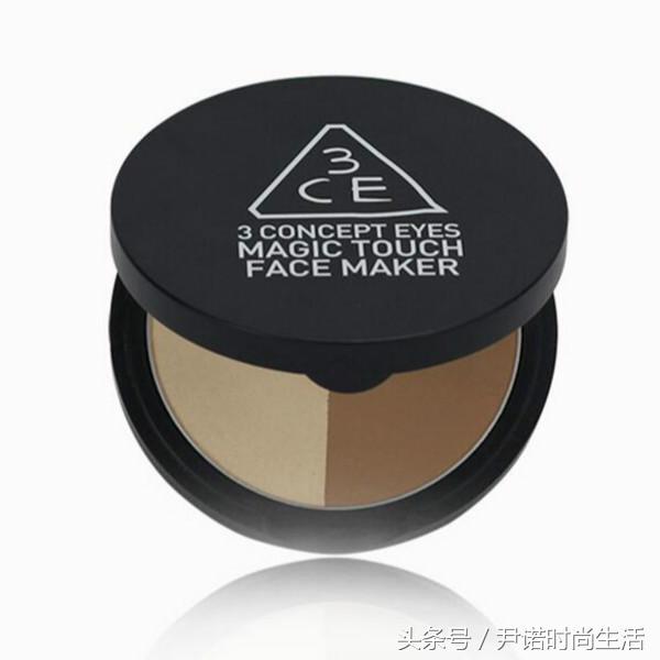 她妆前满脸暗疮,妆后美若天仙