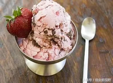 怎么自制冰激凌简单又好吃,如何在家中制作美味好吃的冰淇淋
