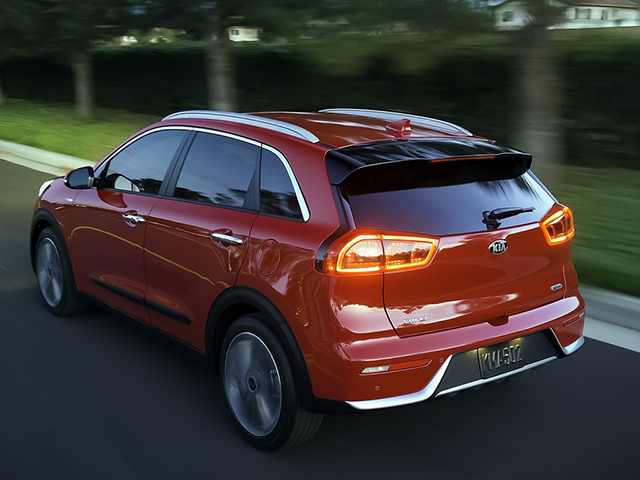 16款起亚k5hybrid混动测评,起亚混动极睿