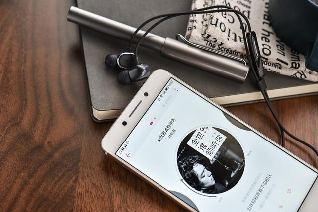 酷派情人节活动手机,给你的另一半一个惊喜